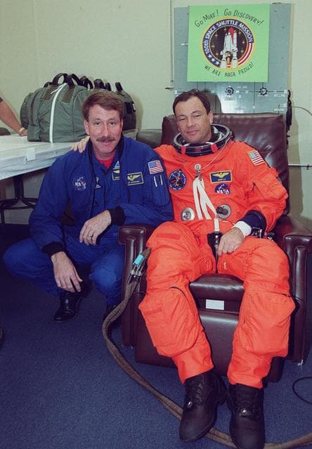 NASA image: KSC-00pp1528