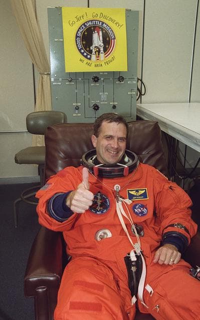 NASA image: KSC-00pp1538
