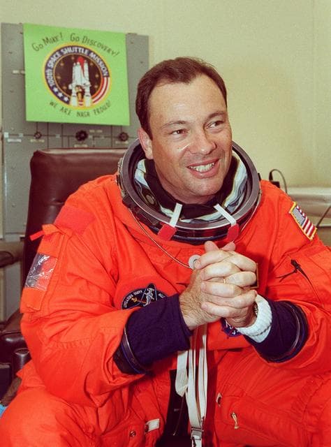 NASA image: KSC-00pp1542
