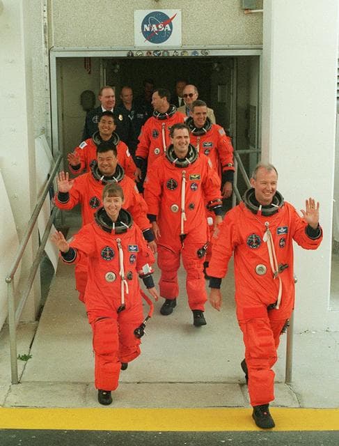 NASA image: KSC-00pp1545