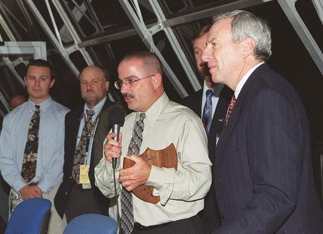 NASA image: KSC-00pp1559