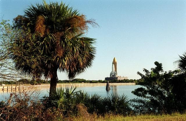 NASA image: KSC-00pp1626