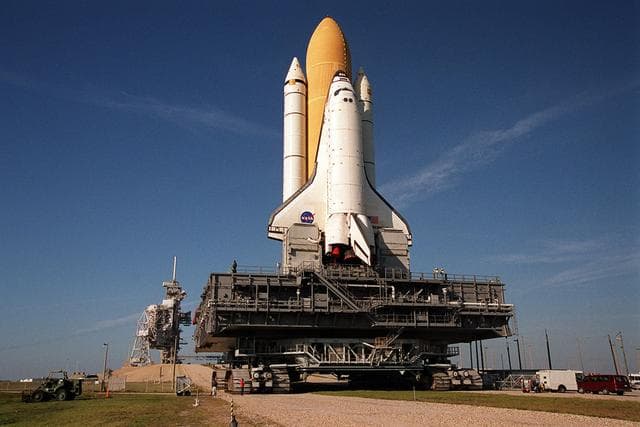 NASA image: KSC-00pp1634