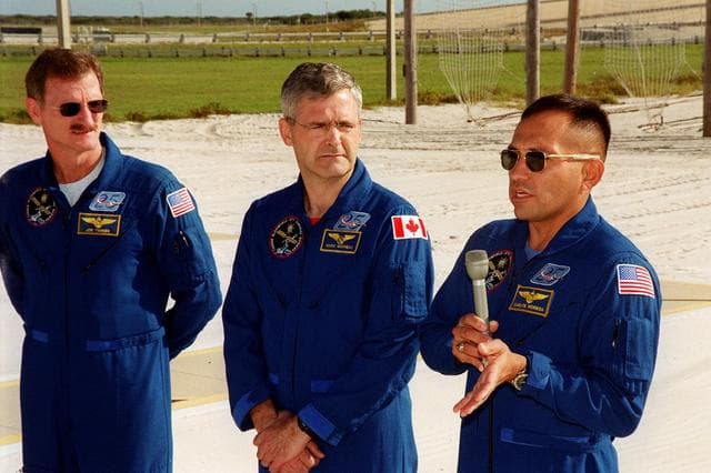 NASA image: KSC-00pp1649