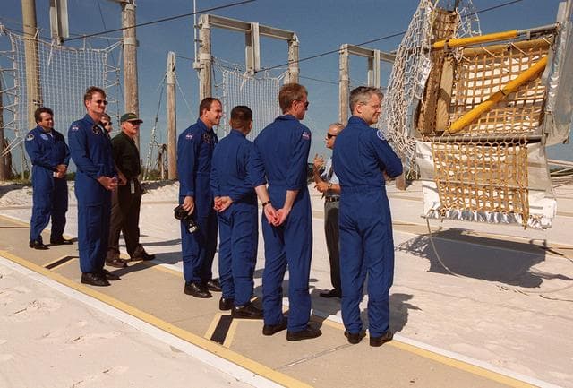 NASA image: KSC-00pp1657
