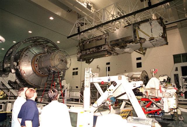 NASA image: KSC-00pp1684