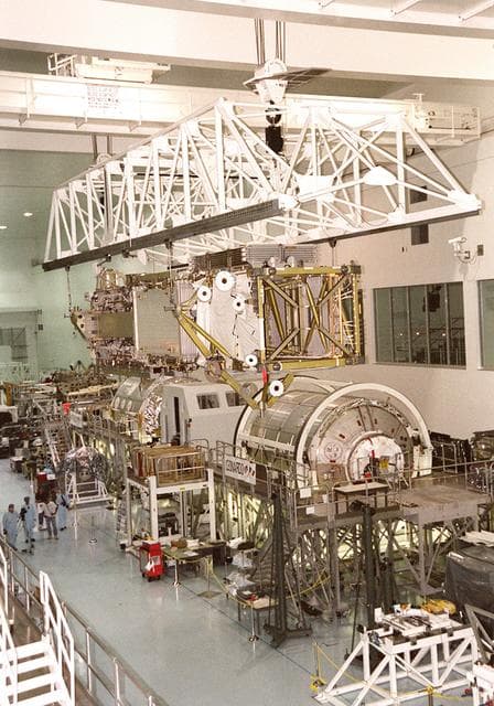 NASA image: KSC-00pp1685