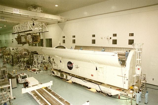 NASA image: KSC-00pp1688