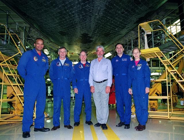 NASA image: KSC-00pp1760