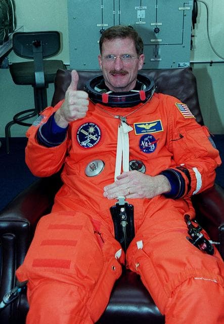 NASA image: KSC-00pp1779