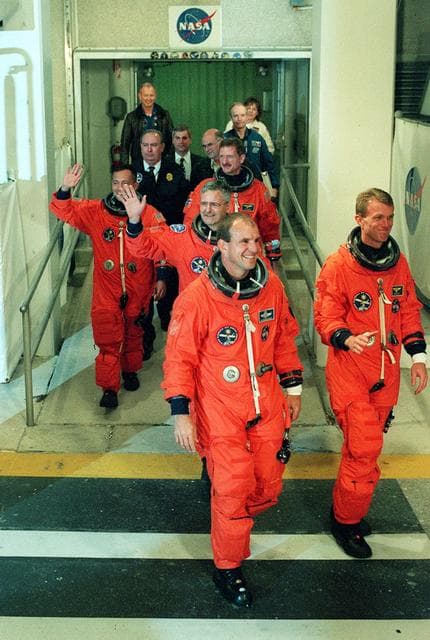 NASA image: KSC-00pp1784