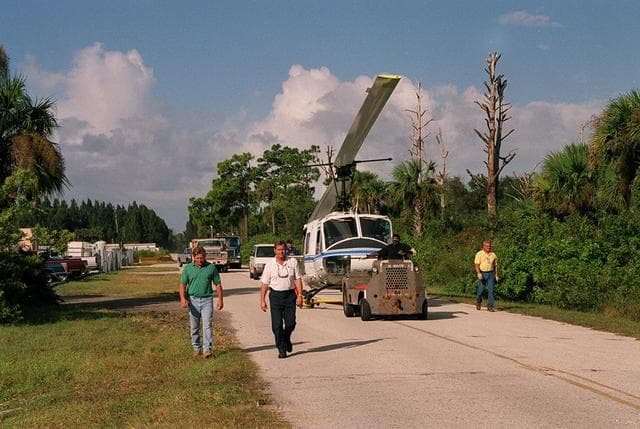 NASA image: KSC-00pp1791