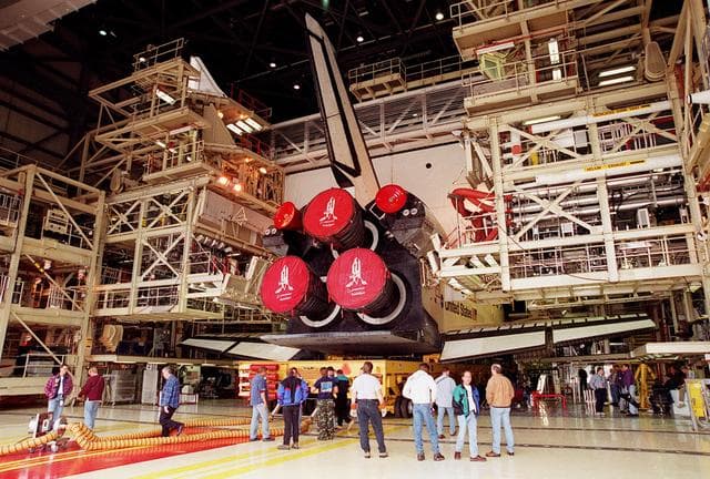 NASA image: KSC-00pp1823
