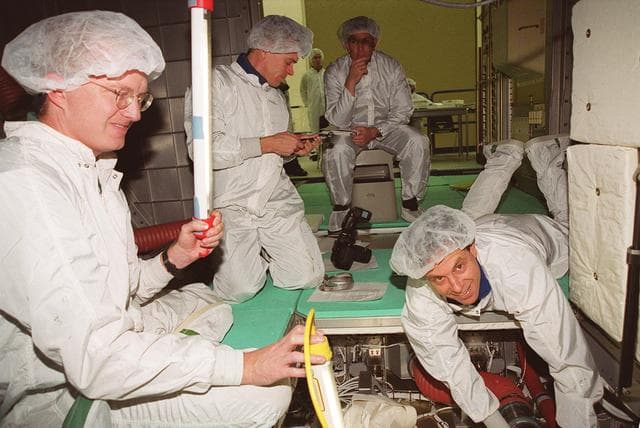 NASA image: KSC-00pp1834