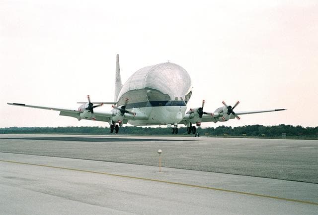 NASA image: KSC-00pp1862