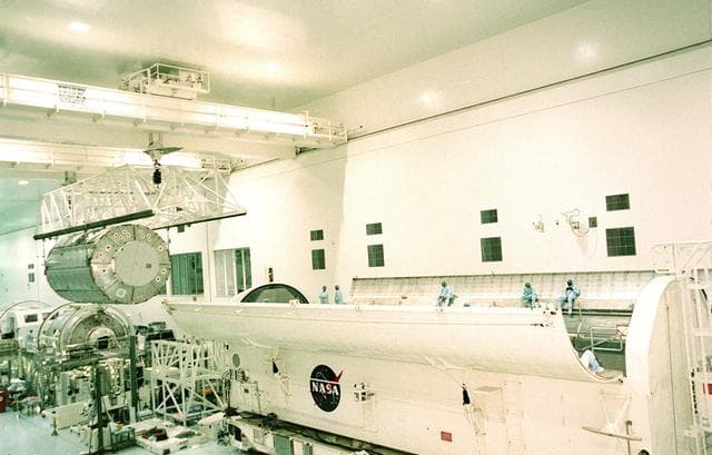 NASA image: KSC-00pp1947