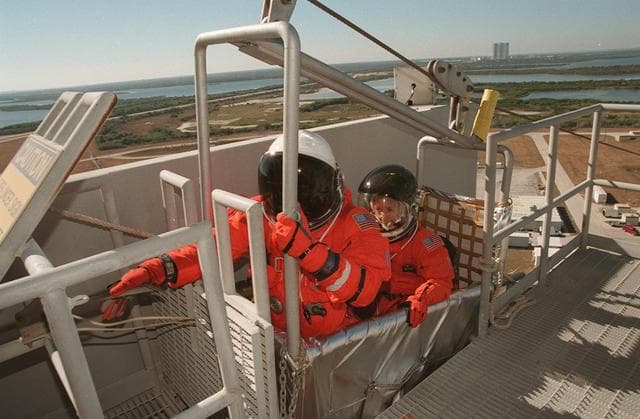 NASA image: KSC-01pp0054