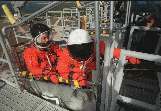 NASA image: KSC-01pp0055