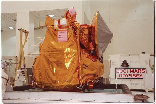 NASA image: KSC-01pp0069