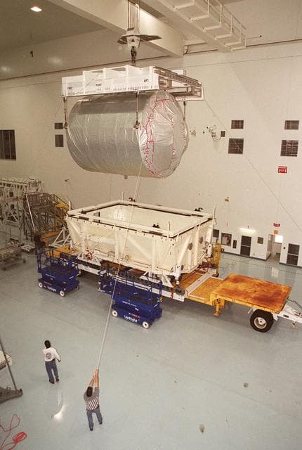 NASA image: KSC-01pp0246