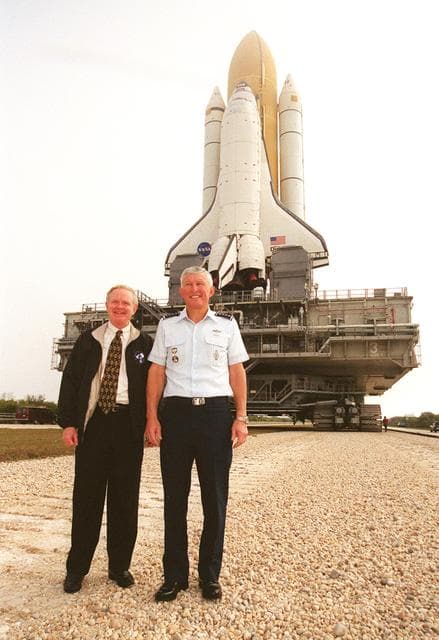 NASA image: KSC-01pp0376