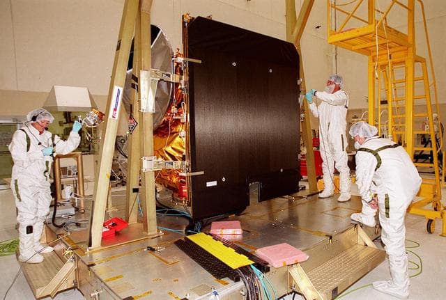NASA image: KSC-01pp0479