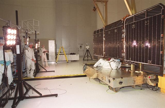 NASA image: KSC-01pp0488