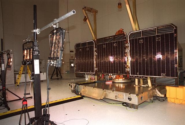 NASA image: KSC-01pp0491