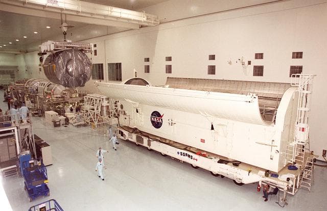 NASA image: KSC-01pp0668