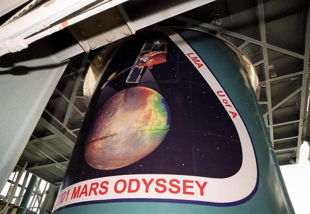 NASA image: KSC-01pp0710