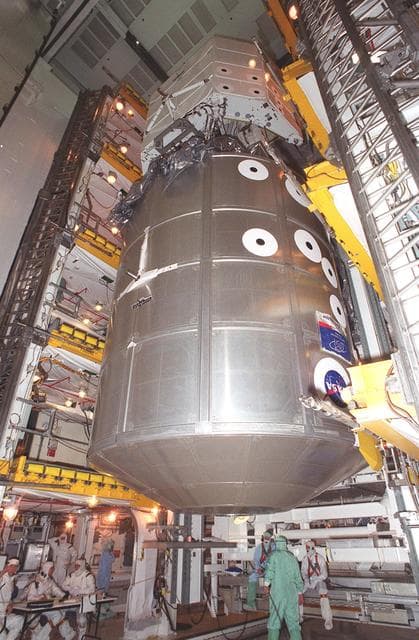 NASA image: KSC-01pp0756