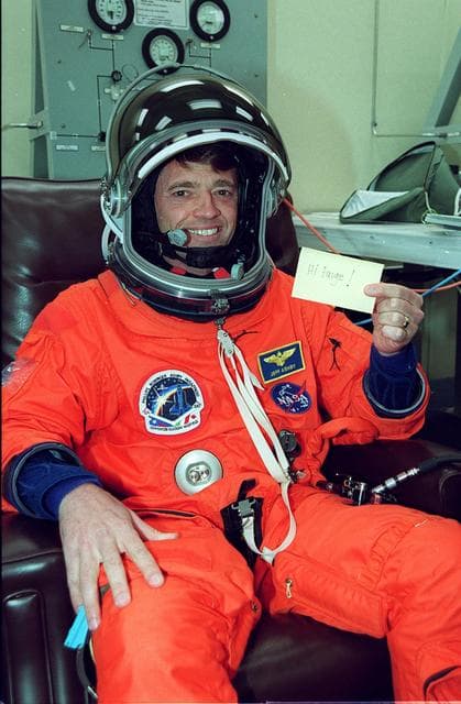 NASA image: KSC-01pp0816