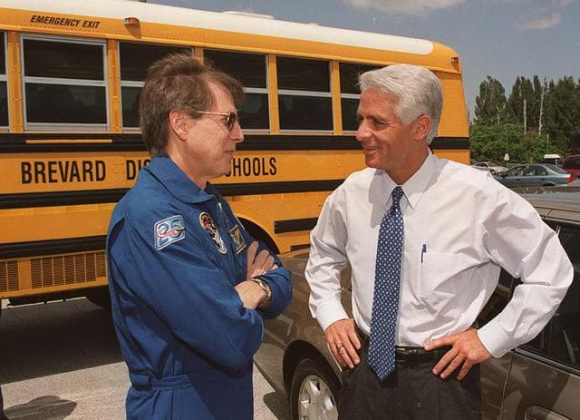 NASA image: KSC-01pp0847