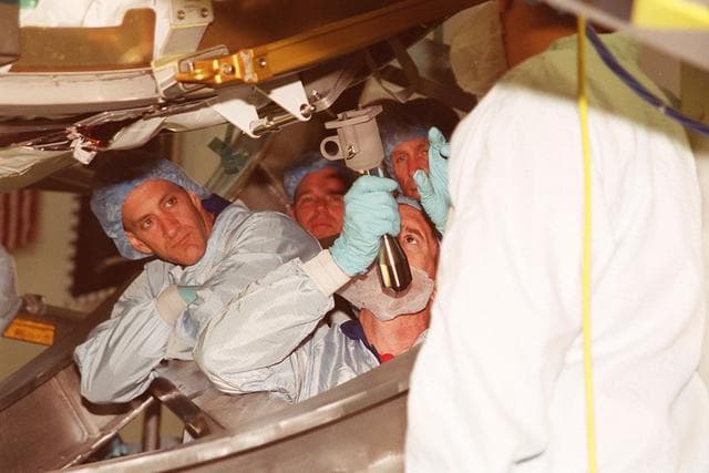 NASA image: KSC-01pp0867