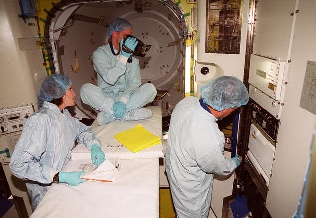 NASA image: KSC-01pp0872