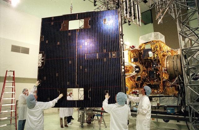 NASA image: KSC-01pp0876