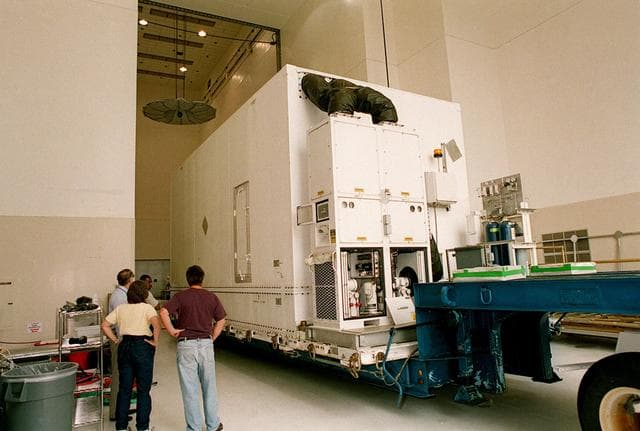 NASA image: KSC-01pp0885