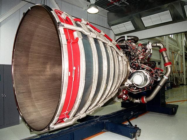 NASA image: KSC-01pp0890
