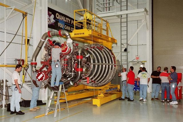 NASA image: KSC-01pp0895