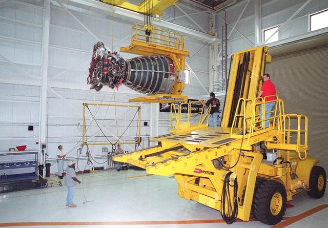 NASA image: KSC-01pp0897