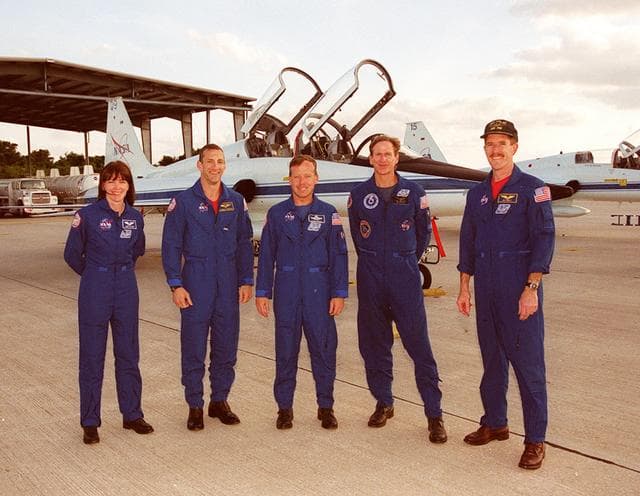 NASA image: KSC-01pp0936