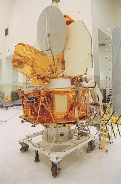NASA image: KSC-01pp0944