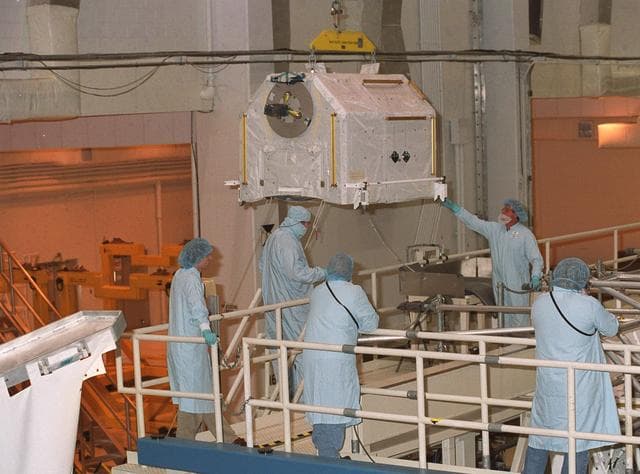 NASA image: KSC-01pp0951