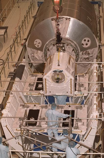 NASA image: KSC-01pp0952