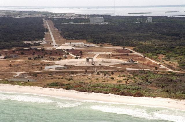 NASA image: KSC-01pp0994