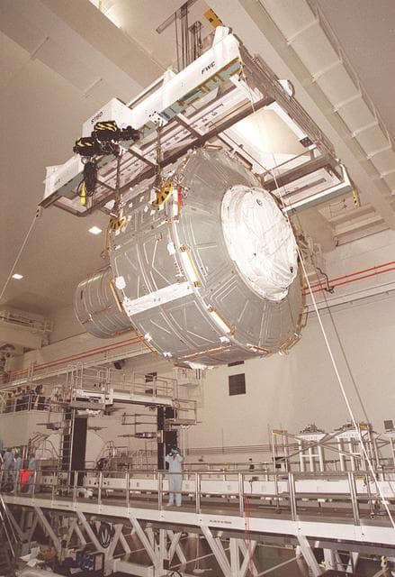 NASA image: KSC-01pp1002