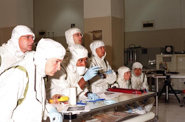 NASA image: KSC-01pp1056
