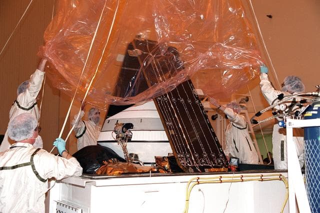 NASA image: KSC-01pp1068