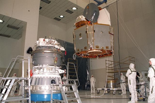 NASA image: KSC-01pp1124