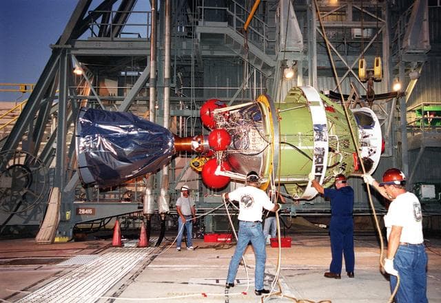 NASA image: KSC-01pp1128